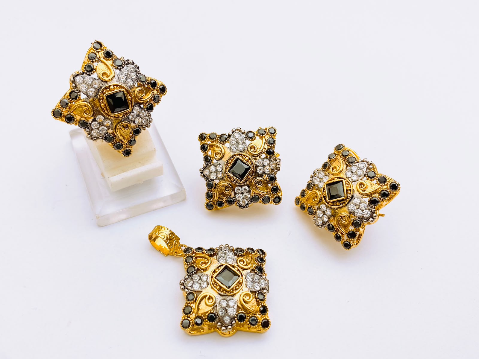 Locket Set