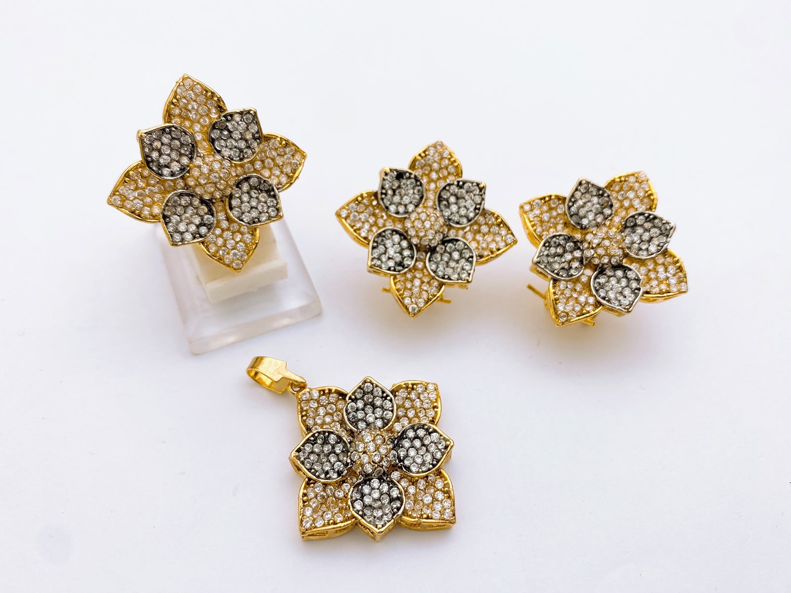 Locket Set