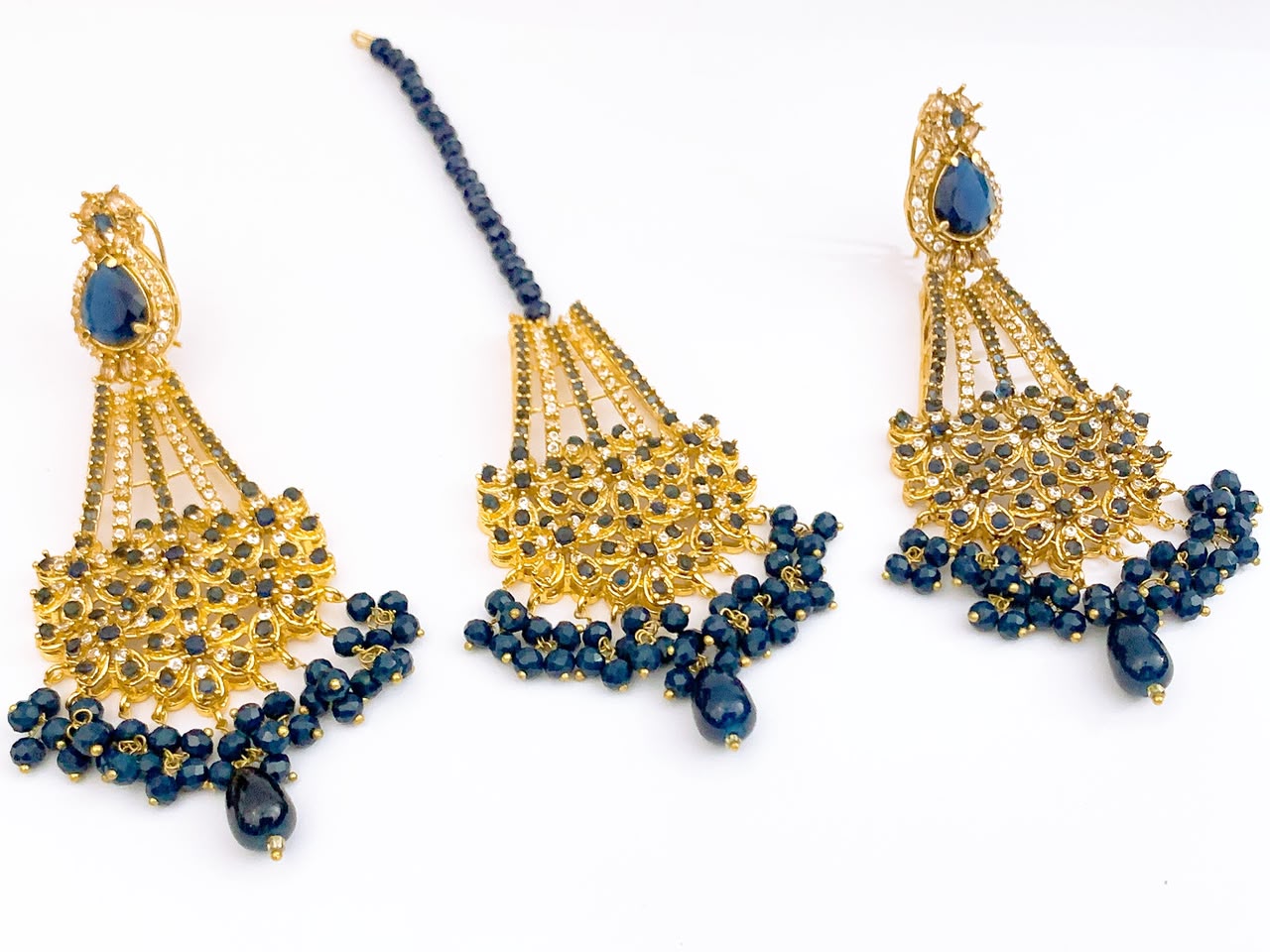 Earrings & Bindiya