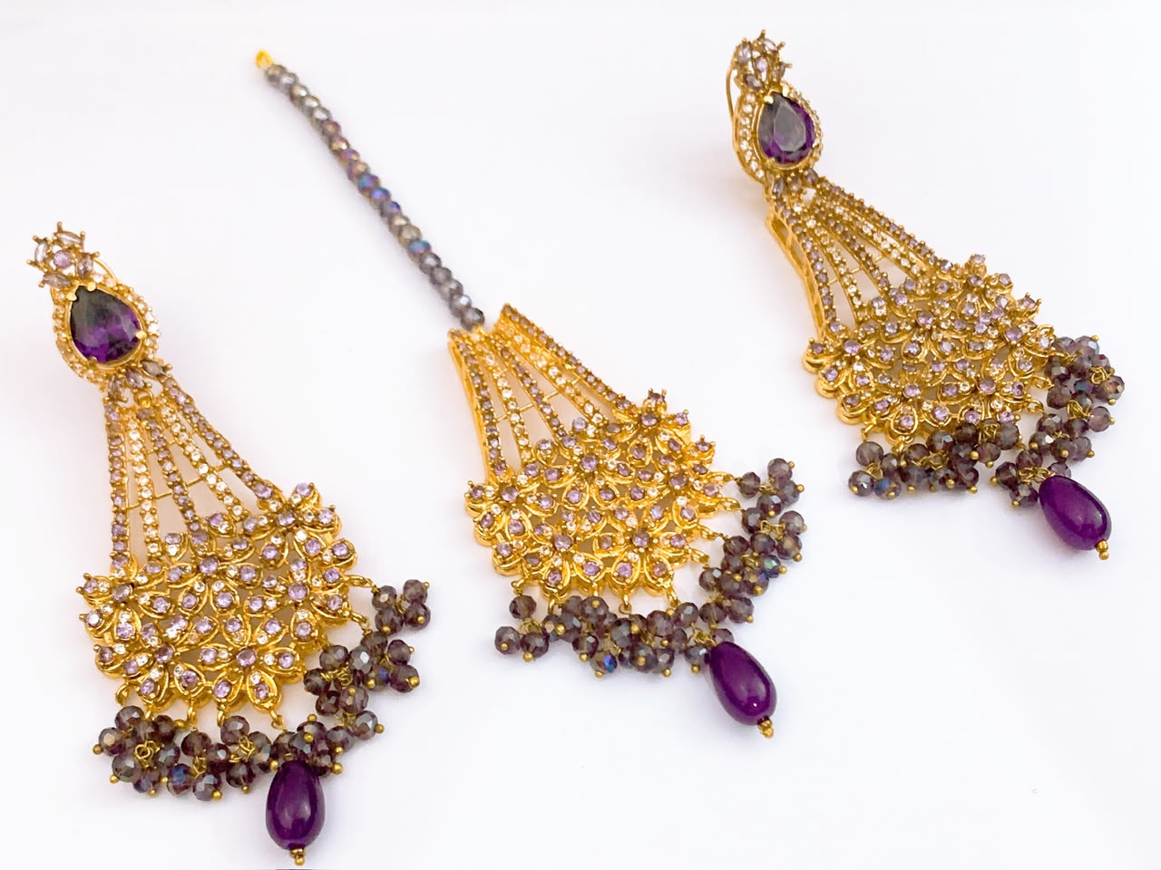 Earrings & Bindiya