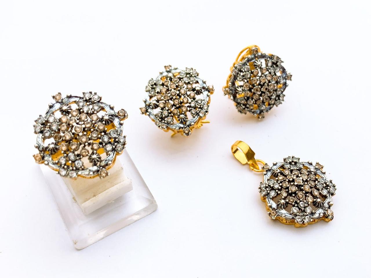 Locket Set