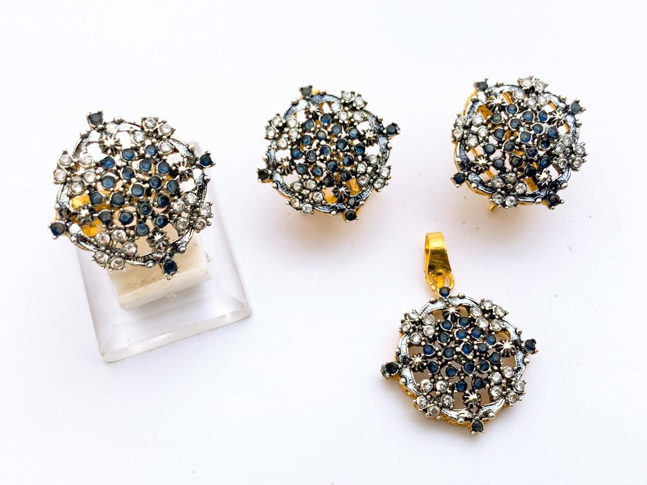 Locket Set