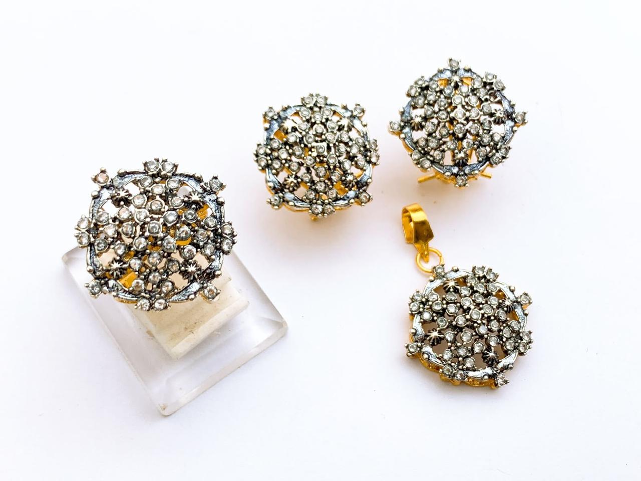 Locket Set