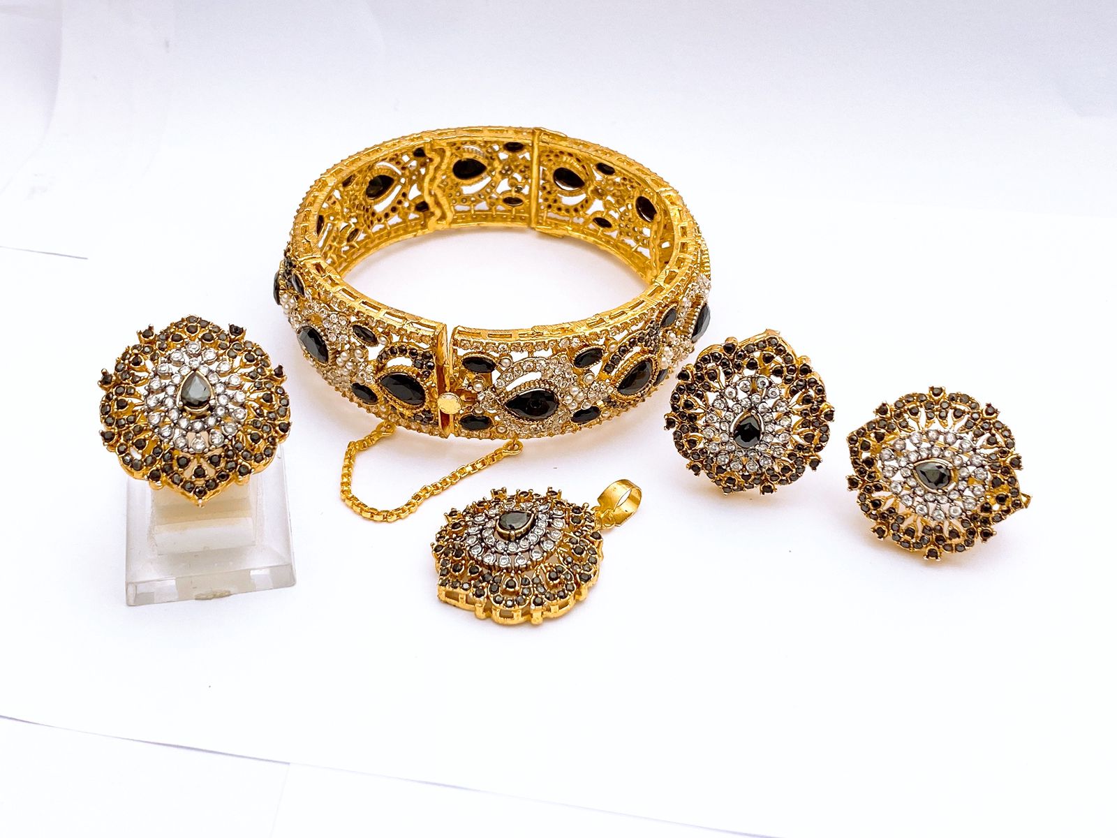 Locket set+Karah