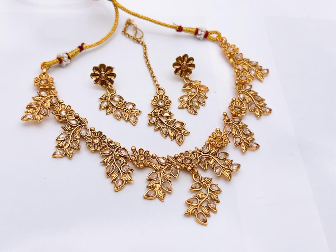 Necklace Set