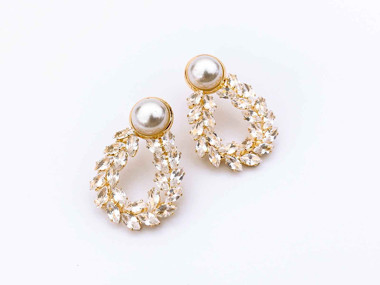 Earrins