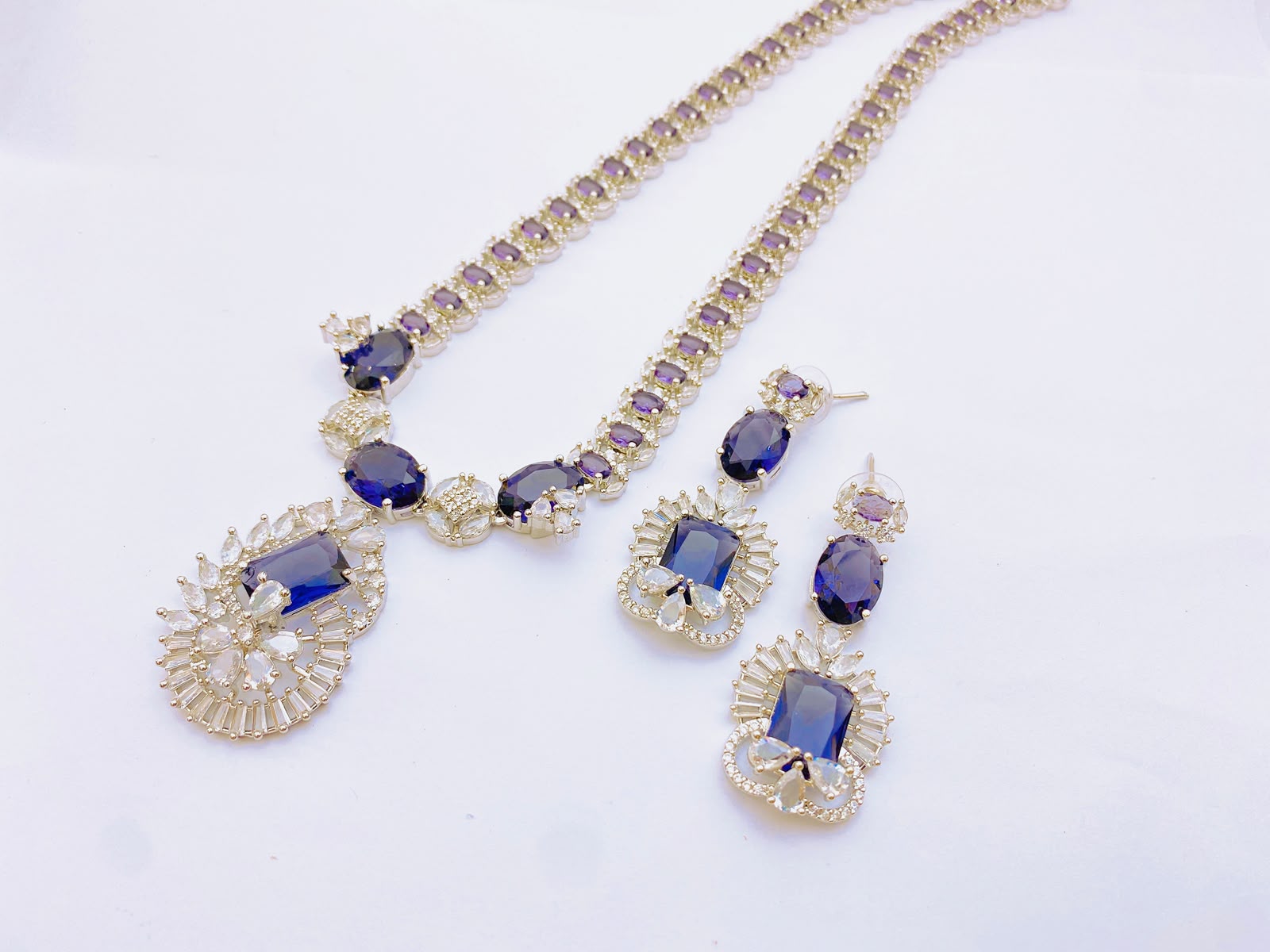 Necklace Set